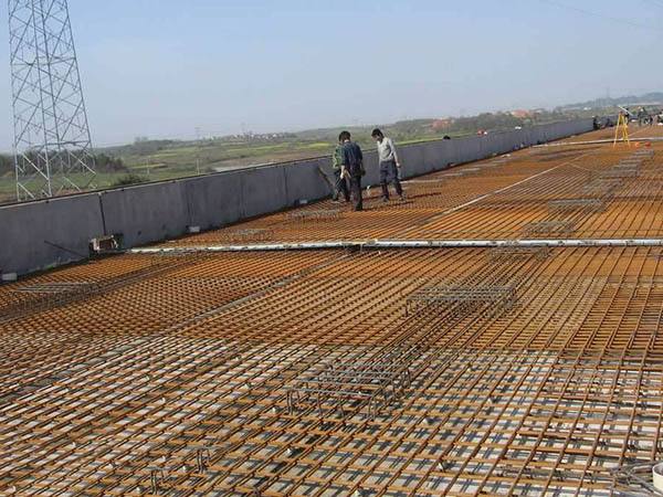 電焊鋼筋網(wǎng)片在建筑中的使用優(yōu)勢(shì)