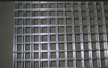 電焊建筑網片是生產和使用過程中注意事項