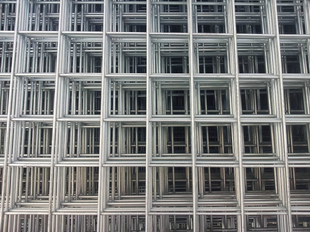 電焊地暖網(wǎng)片使用時應(yīng)當(dāng)注意什么 電焊地暖網(wǎng)片使用時應(yīng)當(dāng)注意什么